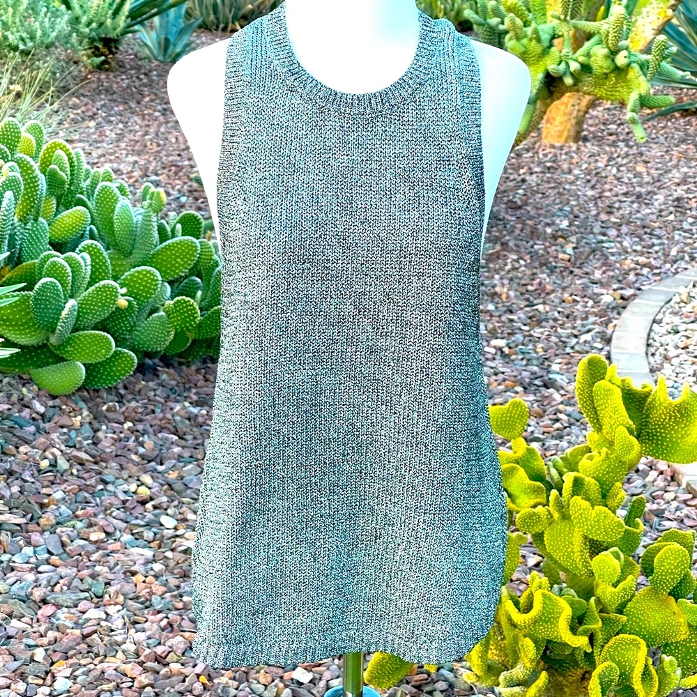 H&M DRESSY SILVER METALLIC TOP